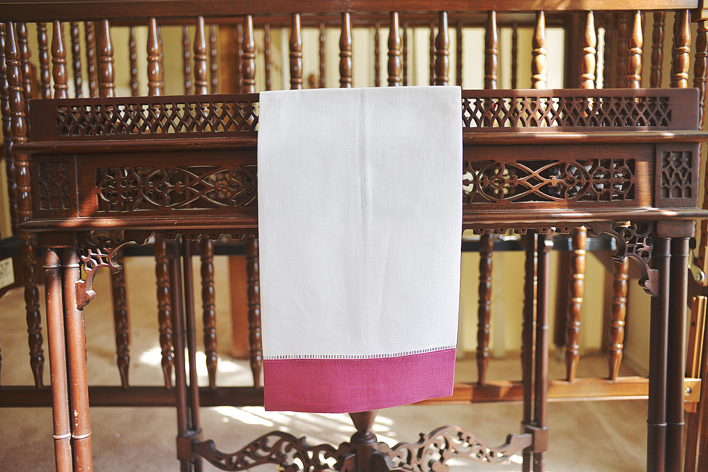 hemstitch guest towel & Pink Flambe border