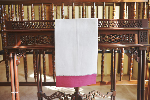 guest towel Pink Flambe border